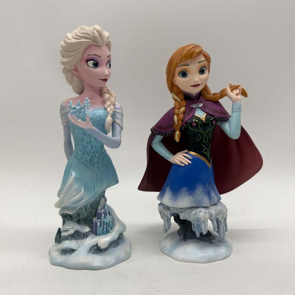 Disney Showcase Grand Jester Frozen Elsa Anna Bust Figurines Set Blue Purple